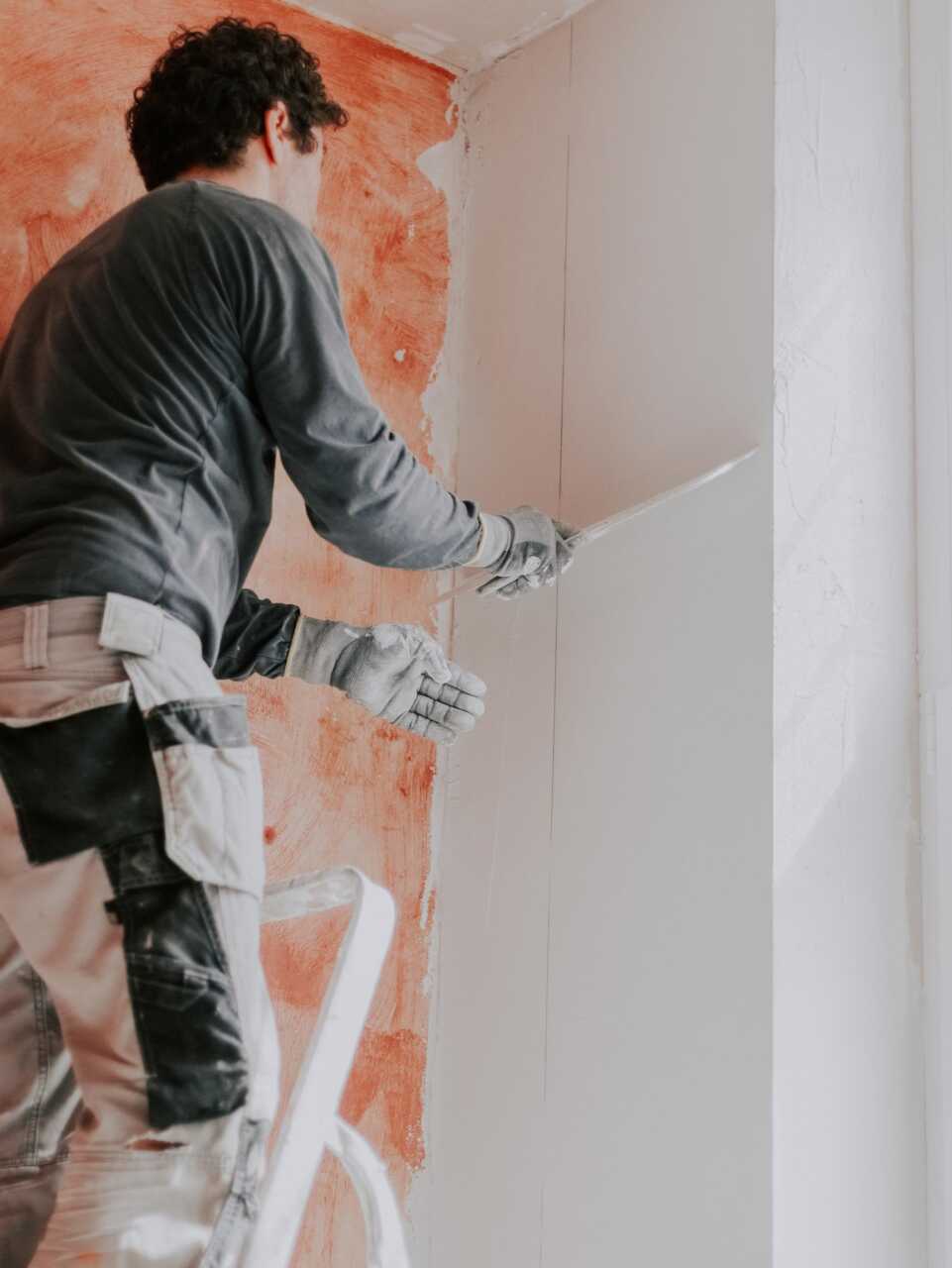 10 Best Tips for Hiring Drywall Contractors